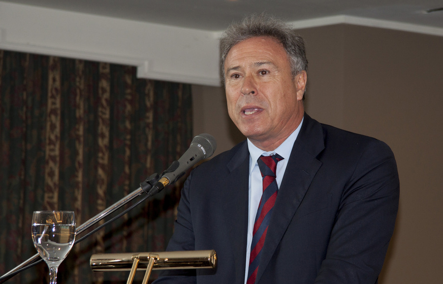 Σγουρός: «Η κυβέρνηση να σταματήσει το ράβε-ξήλωνε με τη θητεία στην αυτοδιοίκηση»