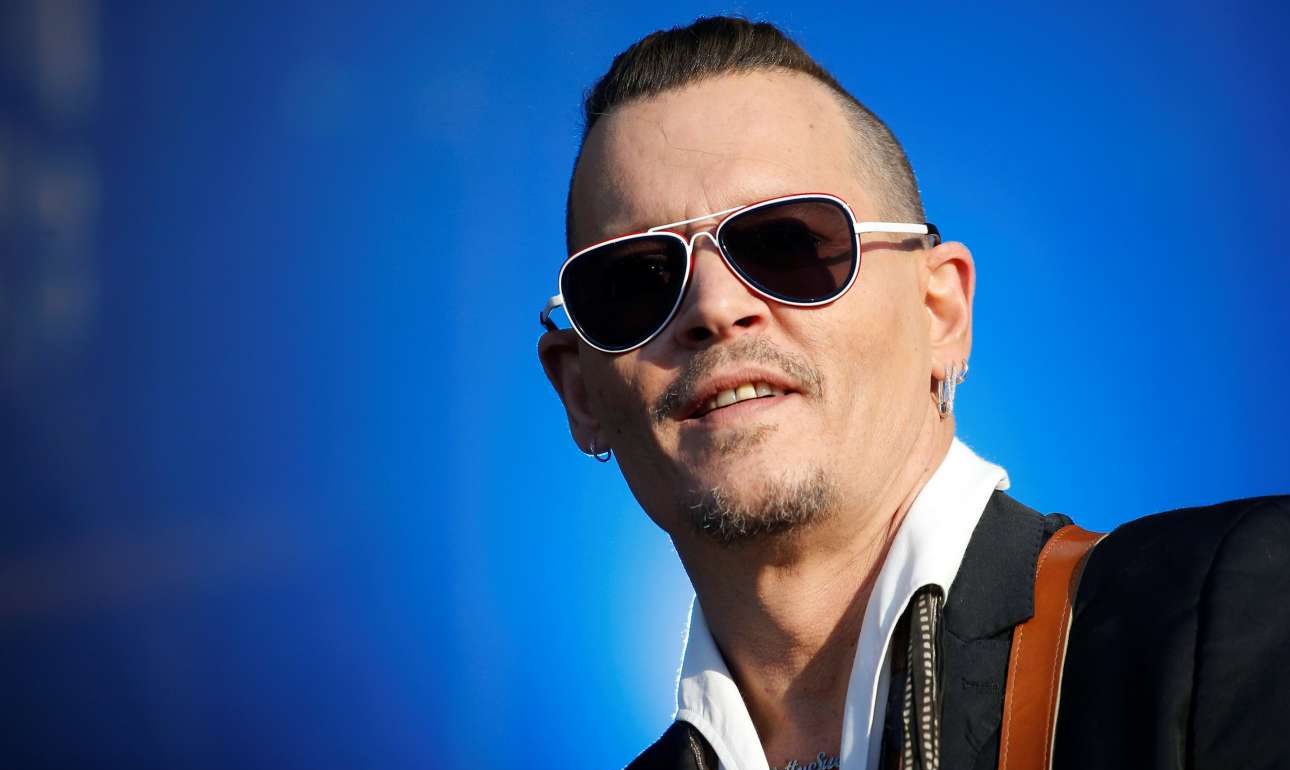 Μήνυση στον Τζόνι Ντεπ – Εριξε γροθιά σε συντελεστή στα γυρίσματα του «City of Lies»