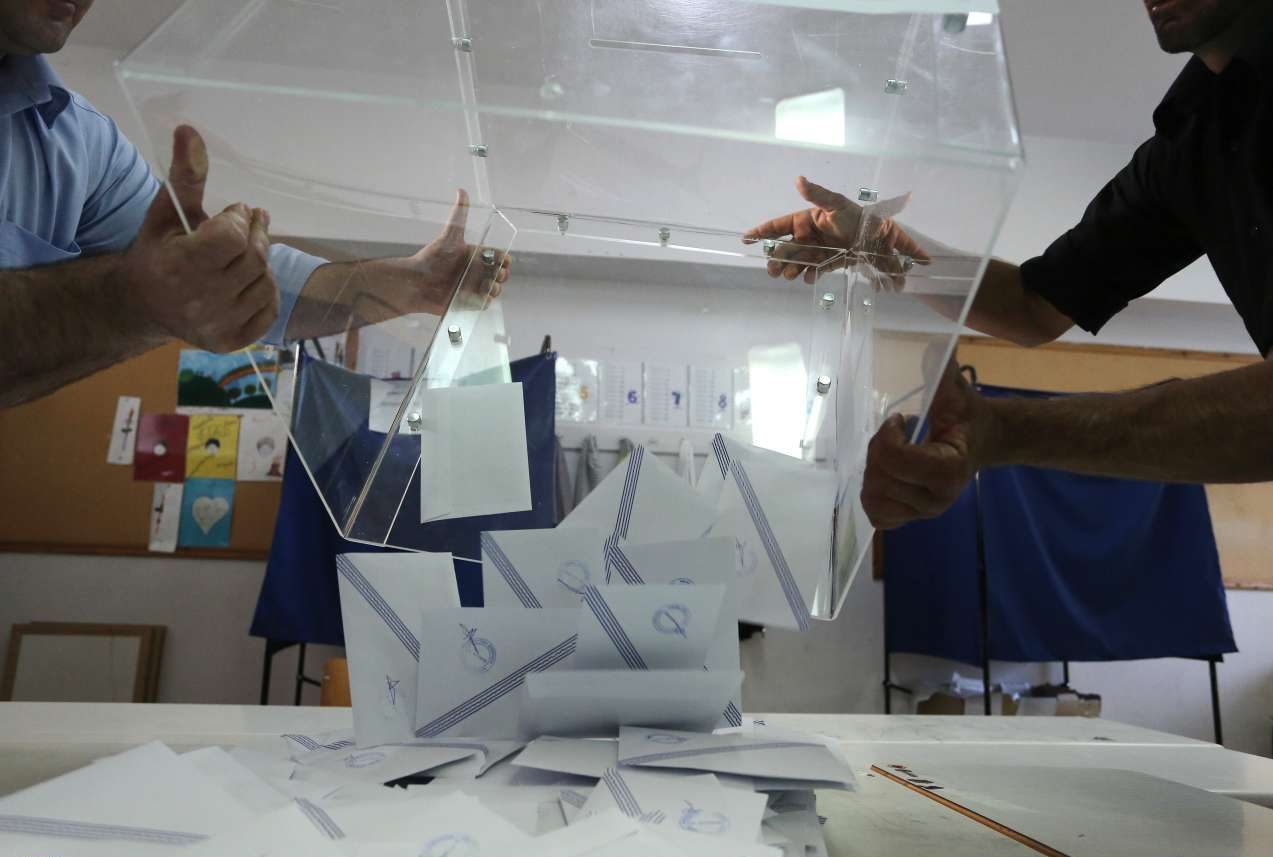 Κατατέθηκε η τροπολογία για τη Β’ Αθηνών – Υποψήφιοι σε τρεις περιφέρειες οι πολιτικοί αρχηγοί