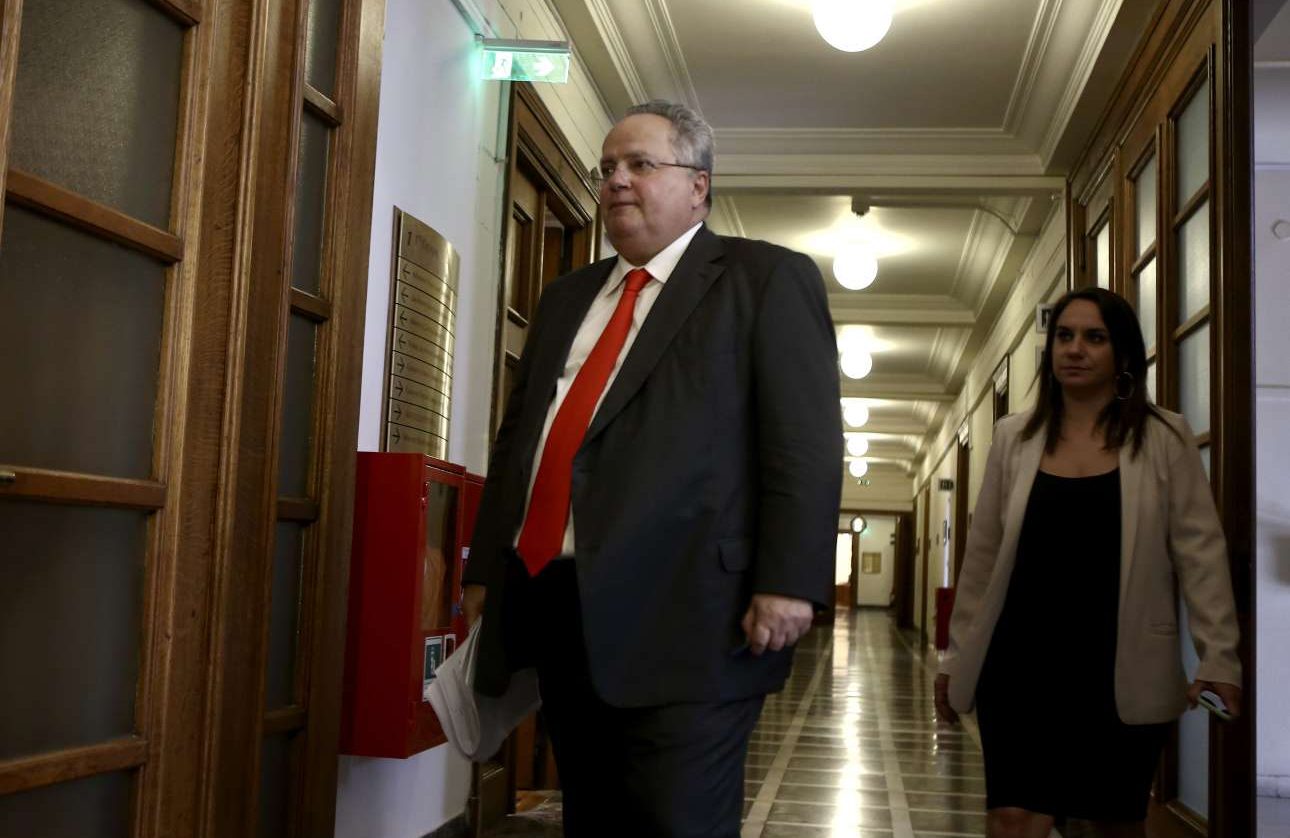 Ο Κοτζιάς απαντά σε Καμμένο: Πολύ καλή η συμφωνία, δεν χρειάζονται 180