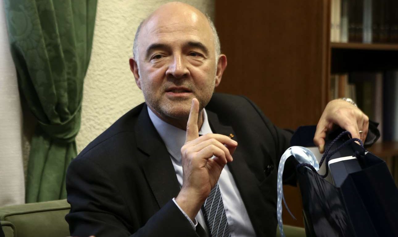 Επιμένει ο Μοσκοβισί για την περικοπή συντάξεων: Οι δεσμεύσεις πρέπει να τηρούνται