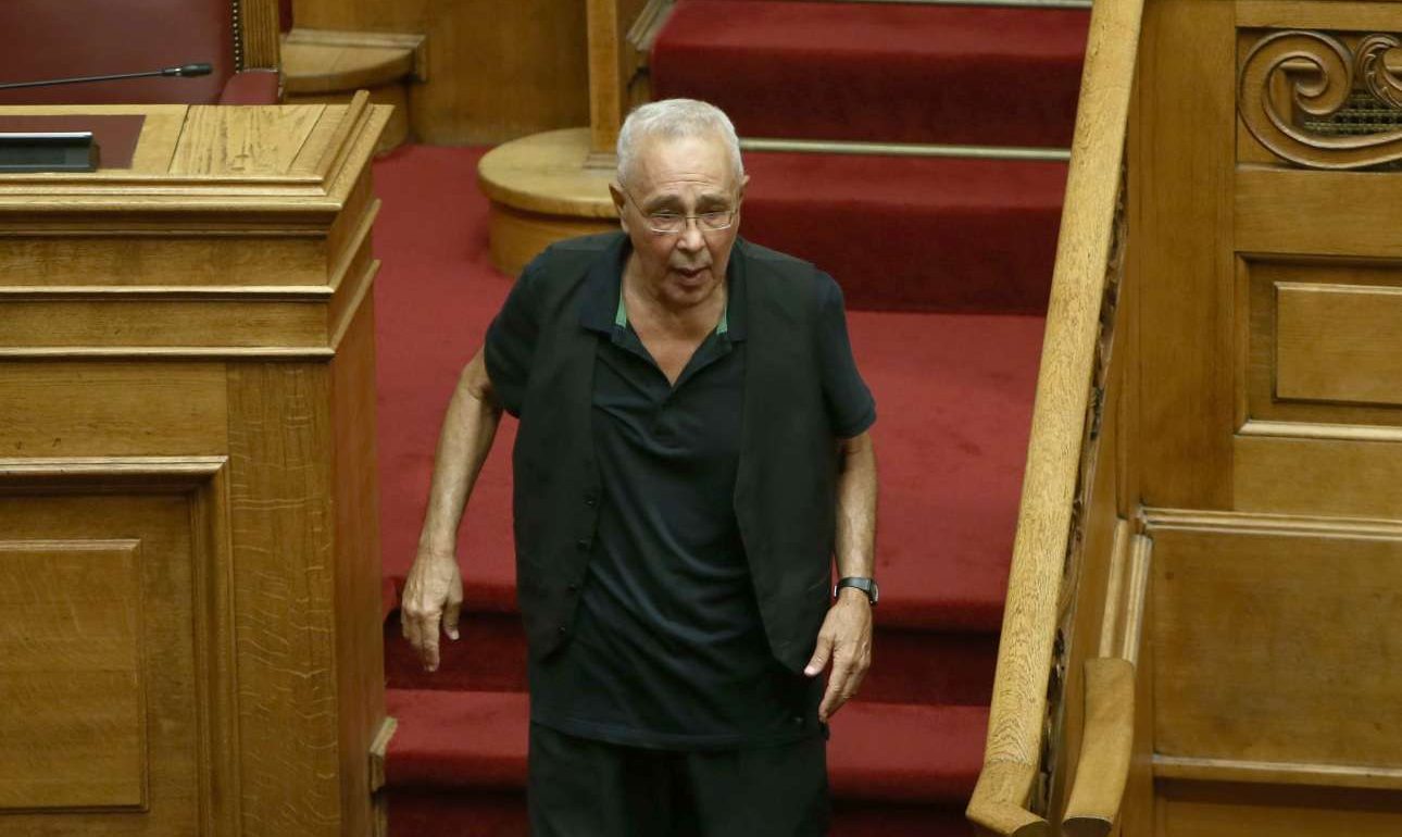 Προκλητικός Ζουράρις: Δεν θα υπέβαλα παραίτηση – Πολιτική ευθύνη έχει και ο λαός