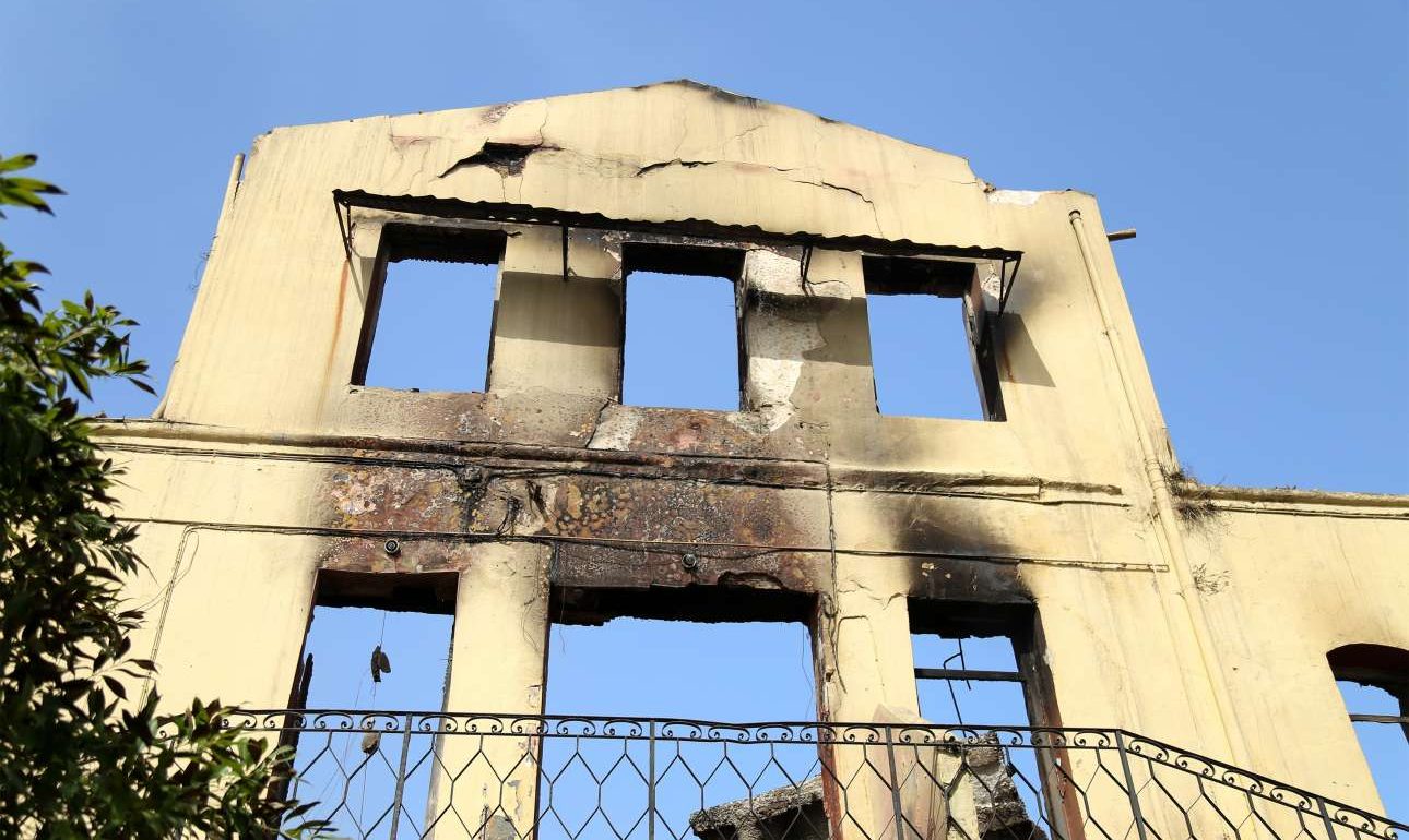 Πολιτική αντιπαράθεση στα αποκαΐδια του Πολεμικού Μουσείου στα Χανιά