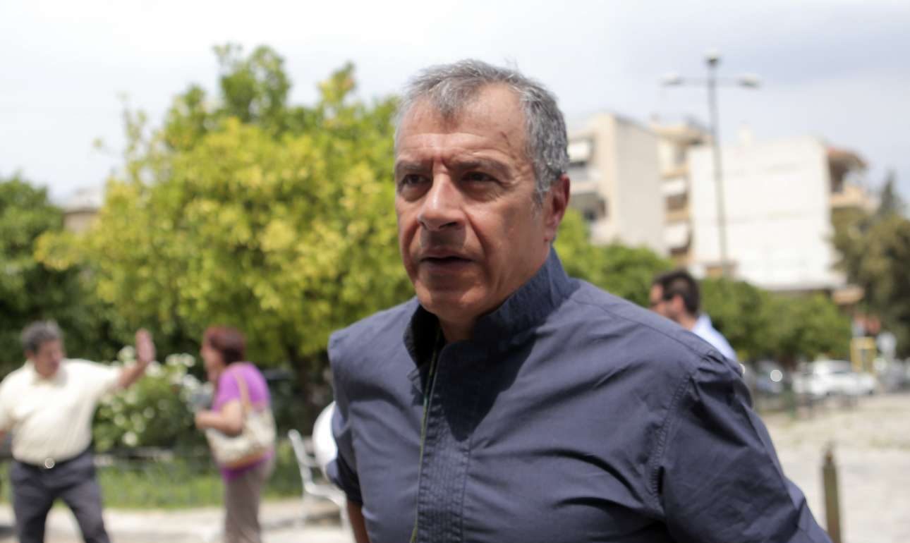 Θεοδωράκης: «Χάθηκαν άνθρωποι και περιουσίες, κάποιοι έπρεπε αμέσως να τιμωρηθούν»