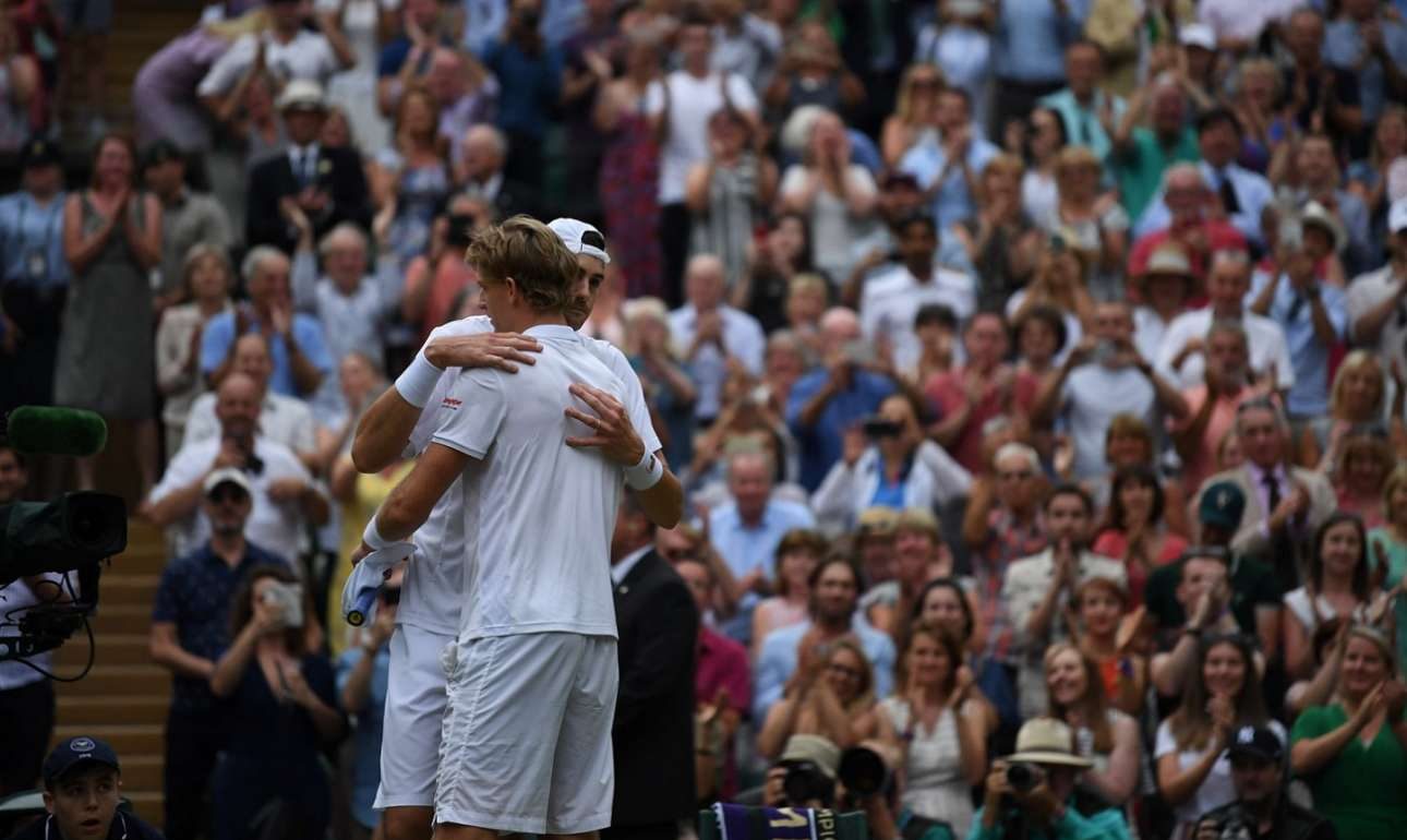 Ιστορικό ματς στο Γουίμπλεντον: Επαιζαν επί… 6,5 ώρες