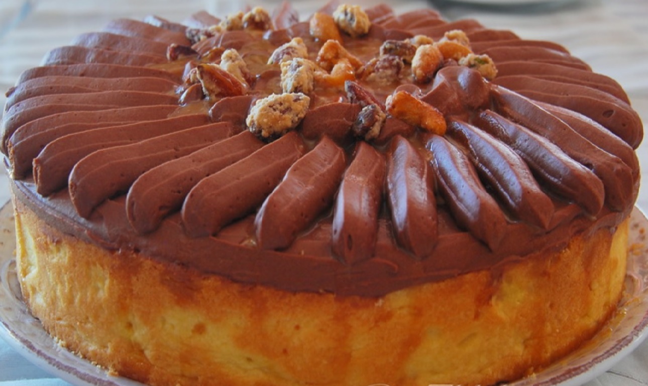 Τούρτα «αρμονία καραμέλας»