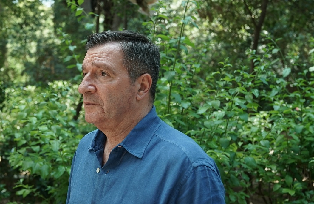 Καμίνης: Ανοίγουν ξανά οι κατασκηνώσεις στον Αγιο Ανδρέα – «Πρέπει να δώσουμε χώρο στη ζωή»