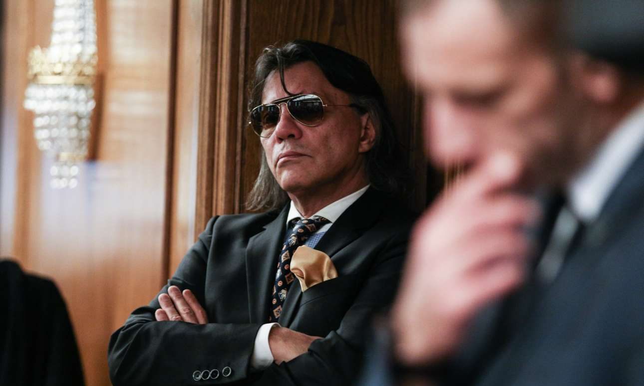 Η πένθιμη δηθενιά του Ψινάκη