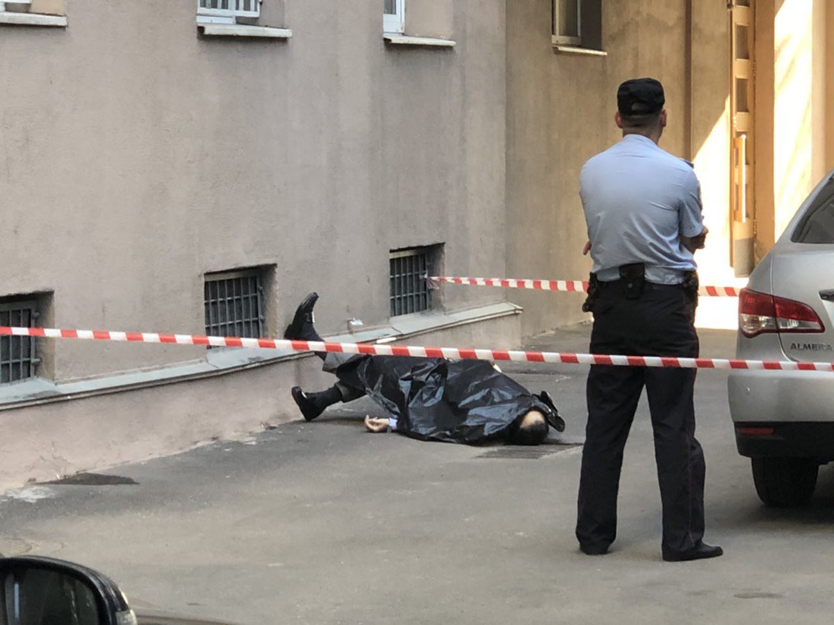 Ρωσία: Περίεργη βουτιά θανάτου από πολυτελές μοσχοβίτικο κτίριο