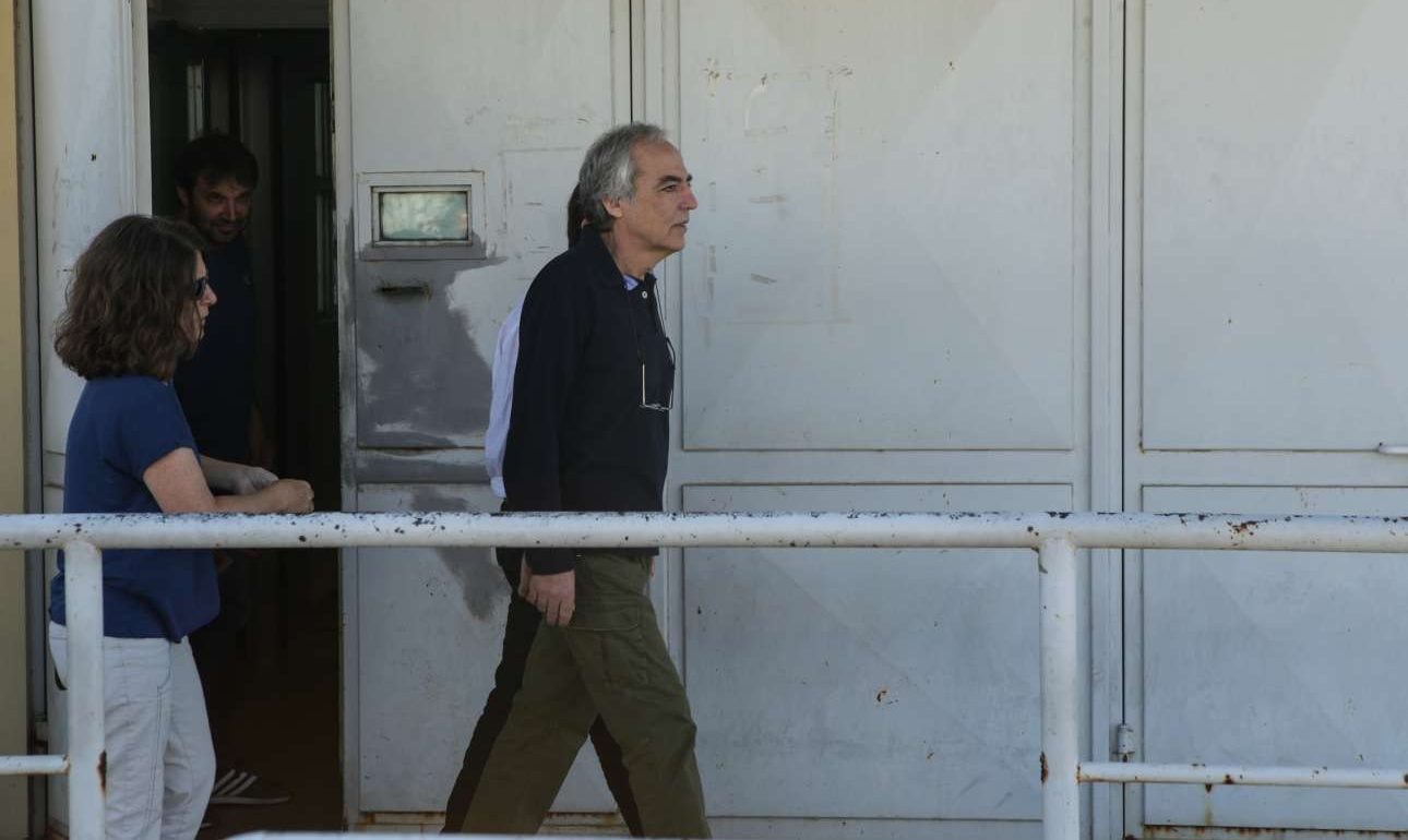 Οργή Ντέιβιντ Πιρς για Κουφοντίνα: «Ούτε άδειες, ούτε σε αγροτική»