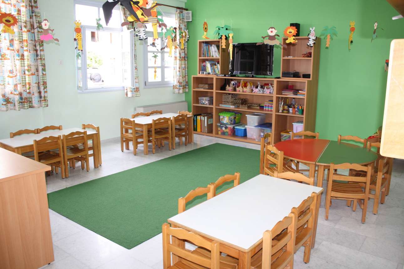 Φιάσκο της Φωτίου με χιλιάδες παιδιά εκτός παιδικών σταθμών