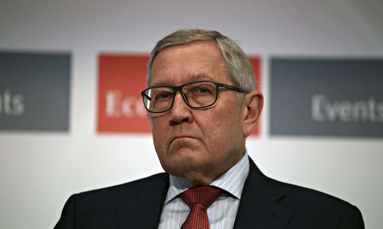 Χωρίς τα συμφωνηθέντα, ξεχάστε τα μέτρα για το χρέος, προειδοποιεί ο Ρέγκλινγκ