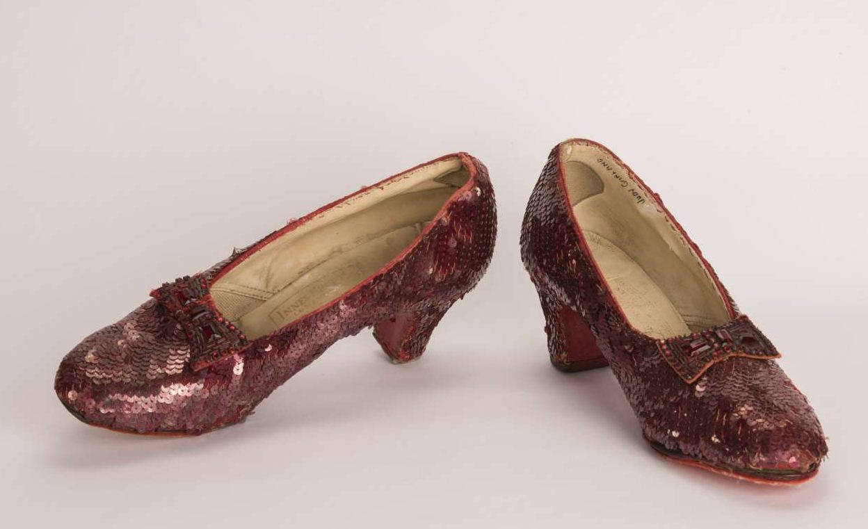 Βρήκαν τα κλεμμένα γοβάκια της Τζούντι Γκάρλαντ από τον «Μάγο του Οζ»