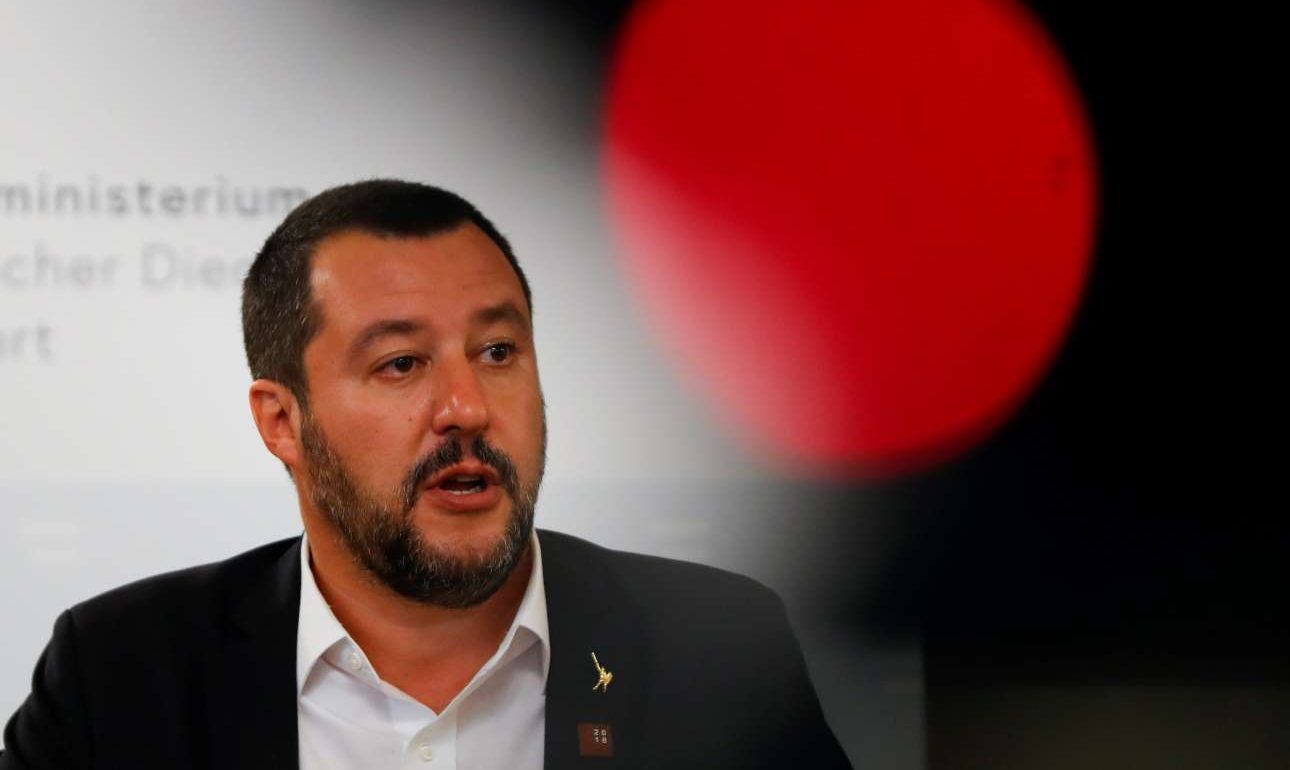 Προκλητικός ξανά ο Σαλβίνι, παρομοίασε τους αφρικανούς μετανάστες με σκλάβους