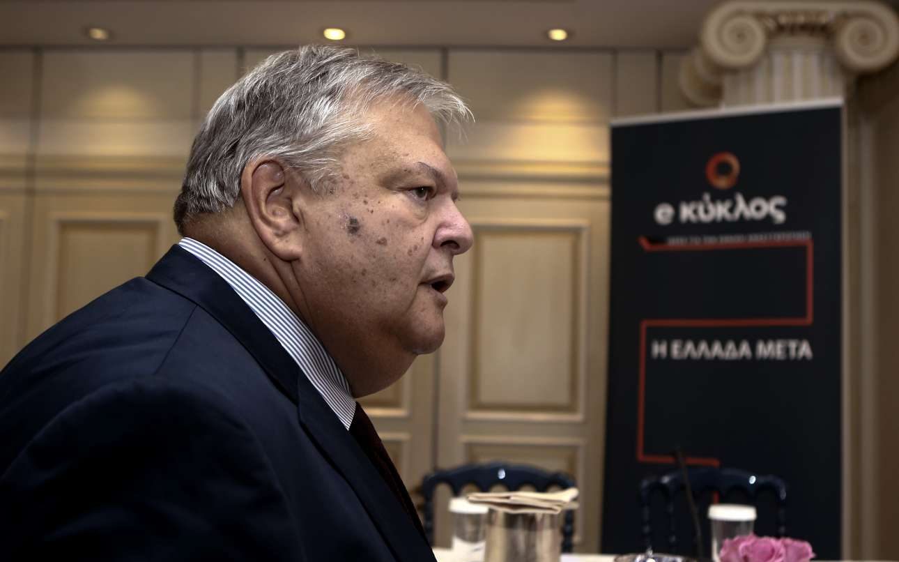 Βενιζέλος: Χρειάζεται επαναδιαπραγμάτευση με τους εταίρους – από άλλη κυβέρνηση