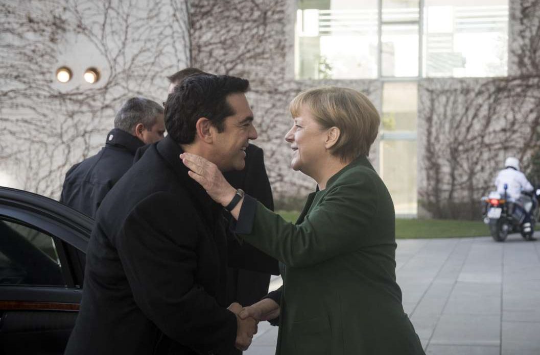 Τι δουλειά έχει η Μέρκελ στην Κρήτη;