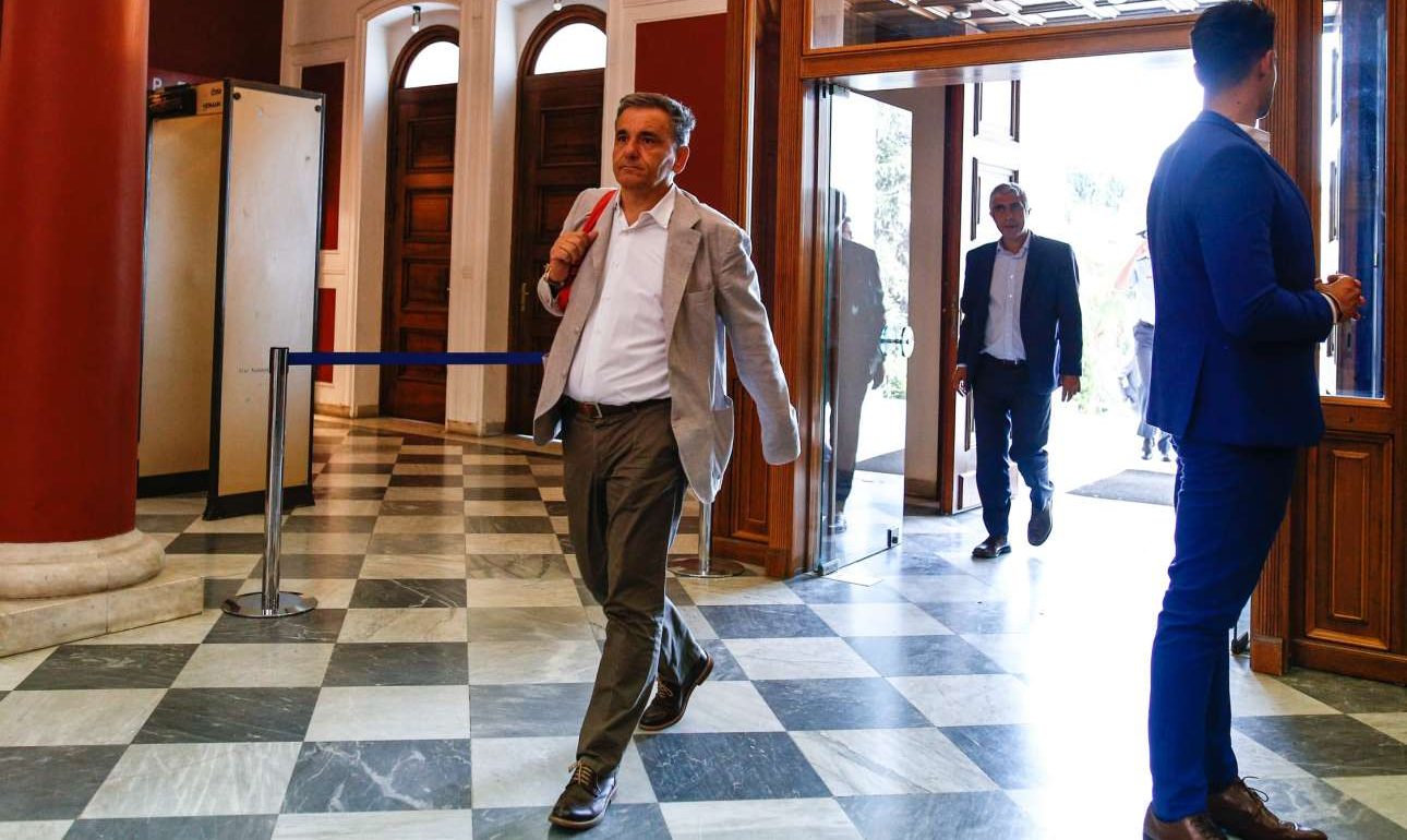 Reuters, Κομισιόν και υπ. Οικονομικών διαψεύδουν το ΑΠΕ για τις συντάξεις