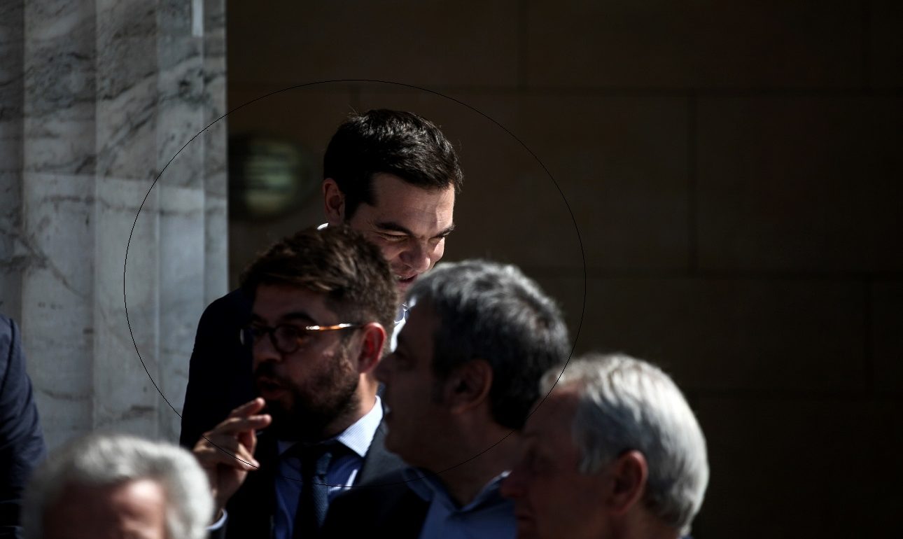 Τι εννοούσε ο Καλογήρου με το «Δικαιοσύνη και πολιτική εξουσία στην ίδια πλευρά»;