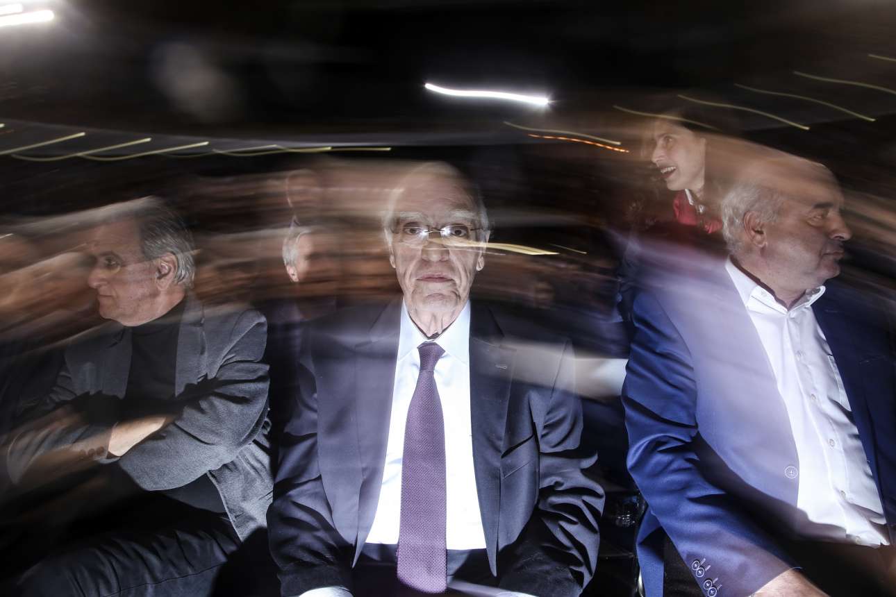 «Κλείστε τον κύριο…»