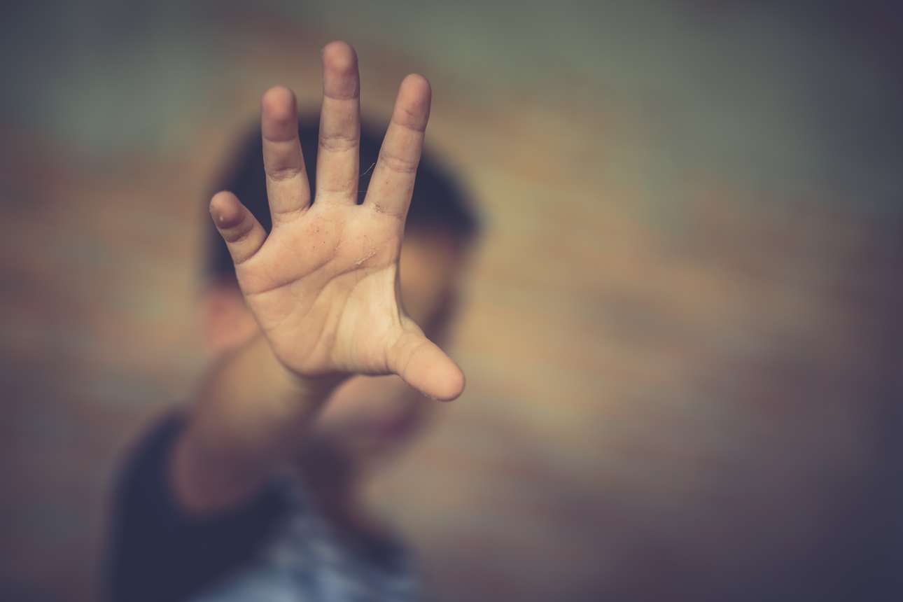 Σοκ στη Γερμανία: Χιλιάδες παιδιά κακοποιήθηκαν σεξουαλικά από ιερείς