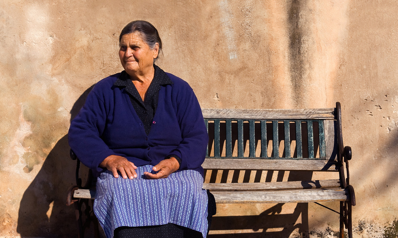 Οι Ελληνίδες ζουν πολύ, οι Ισπανίδες περισσότερο
