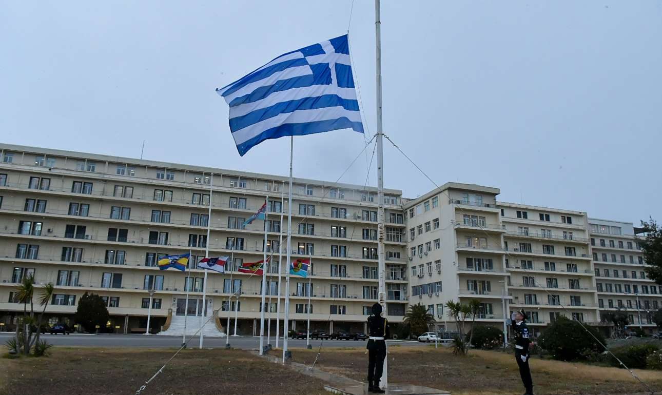 Τι ψάχνει η OLAF στο υπουργείο Αμυνας;