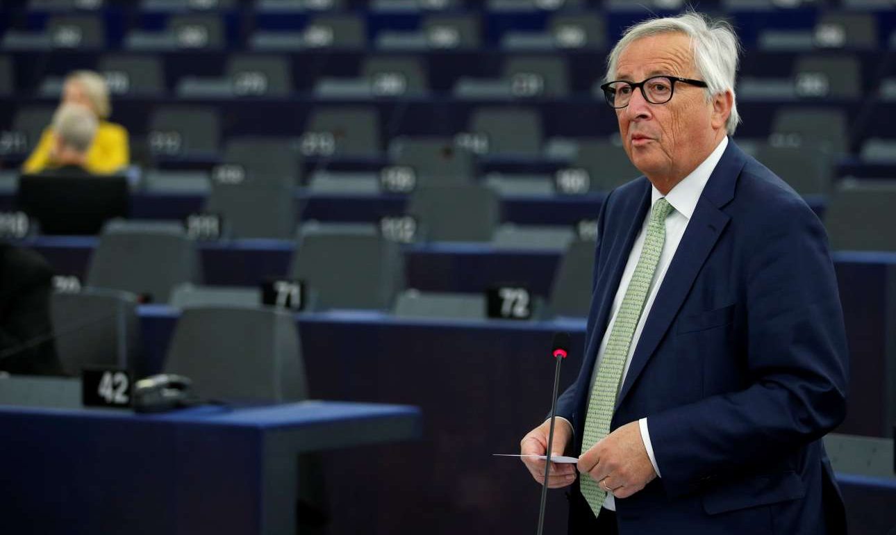 Το χορευτικό του Γιούνκερ αλά Τερέζα Μέι [βίντεο]