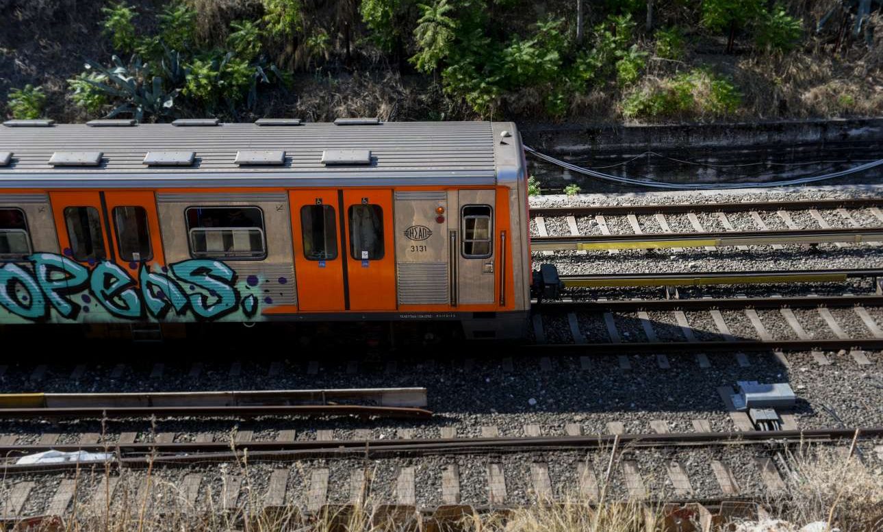 Νεκρός ο άνδρας που έπεσε στις ράγες του ΗΣΑΠ