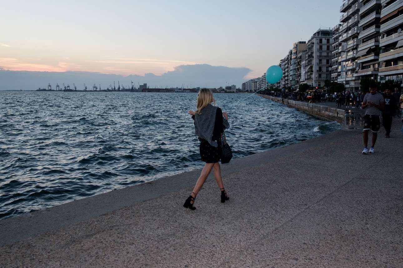 Ασπρα, κόκκινα, κίτρινα, μπλε, καραβάκια της Θεσσαλονίκης, πού χαθήκατε καλέ;