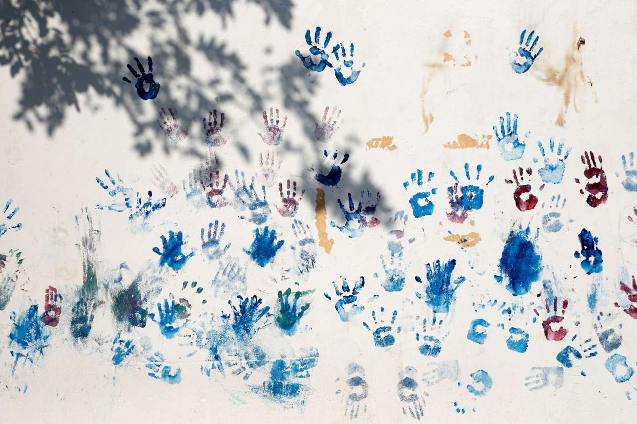 Reuters: Προσφυγόπουλα στο σκλαβοπάζαρο του σεξ στην Αθήνα