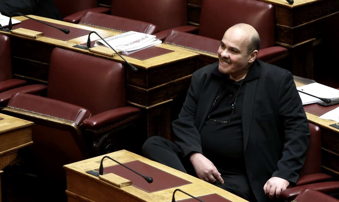 Μιχελογιαννάκης ο «αντάρτης»: Διαφωνεί με τα άρθρα για Εκκλησία και ιδιωτικά πανεπιστήμια