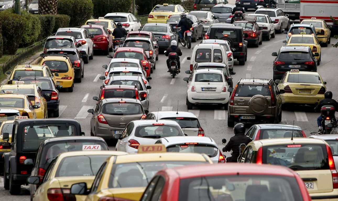 Αναρτήθηκαν τα τέλη κυκλοφορίας – Δείτε πόσα θα πληρώσετε