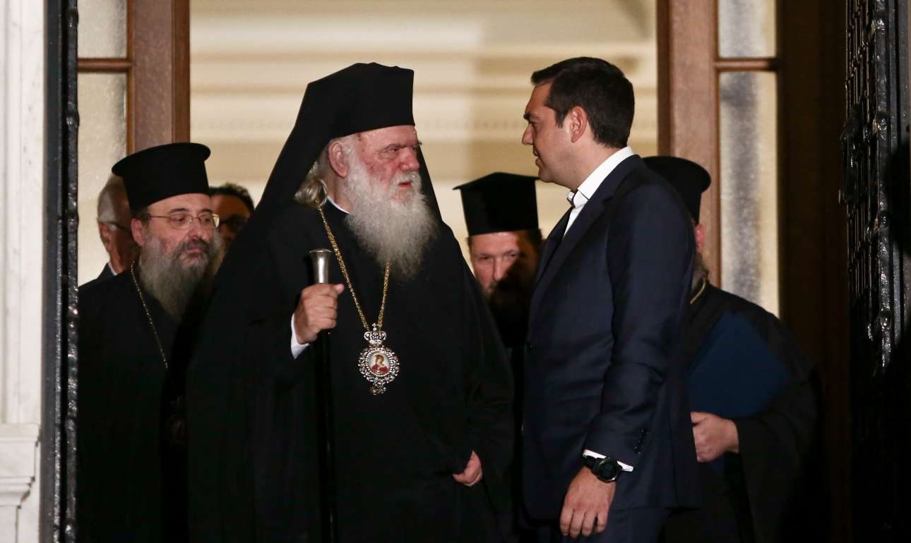 Σφοδρές αντιδράσεις στους κληρικούς για τη συμφωνία Τσίπρα – Ιερώνυμου