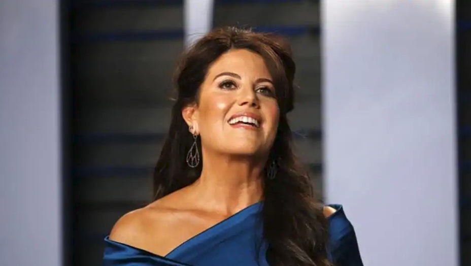 Η Μόνικα Λεβίνσκι εξομολογείται για τον λεκέ από τον Κλίντον που δεν βγήκε ποτέ