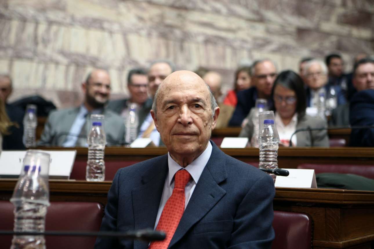 Επίθεση Σημίτη σε Μαξίμου: «Η Ιστορία δεν γράφεται από τους περιστασιακούς ένοικους της εξουσίας»