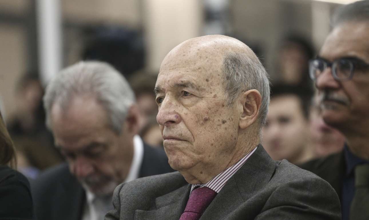 Ο Σημίτης προειδοποιεί ξανά, ακούει όμως κανείς;