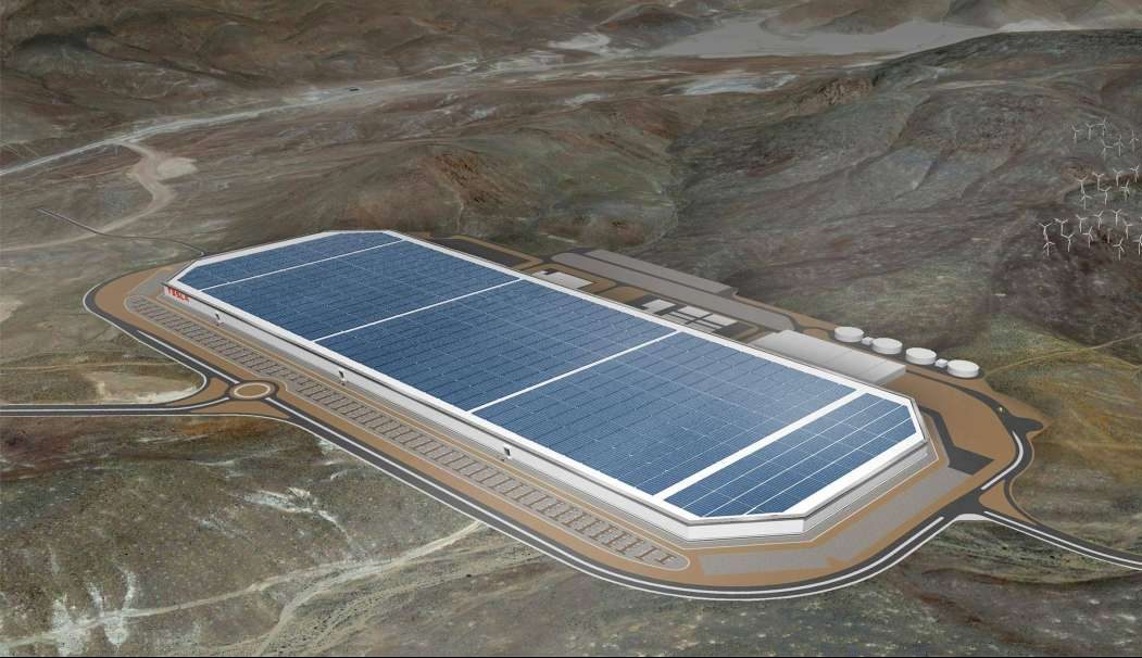 Mέσα στο Gigafactory, το εργοστάσιο που ορίζει το μέλλον της Tesla