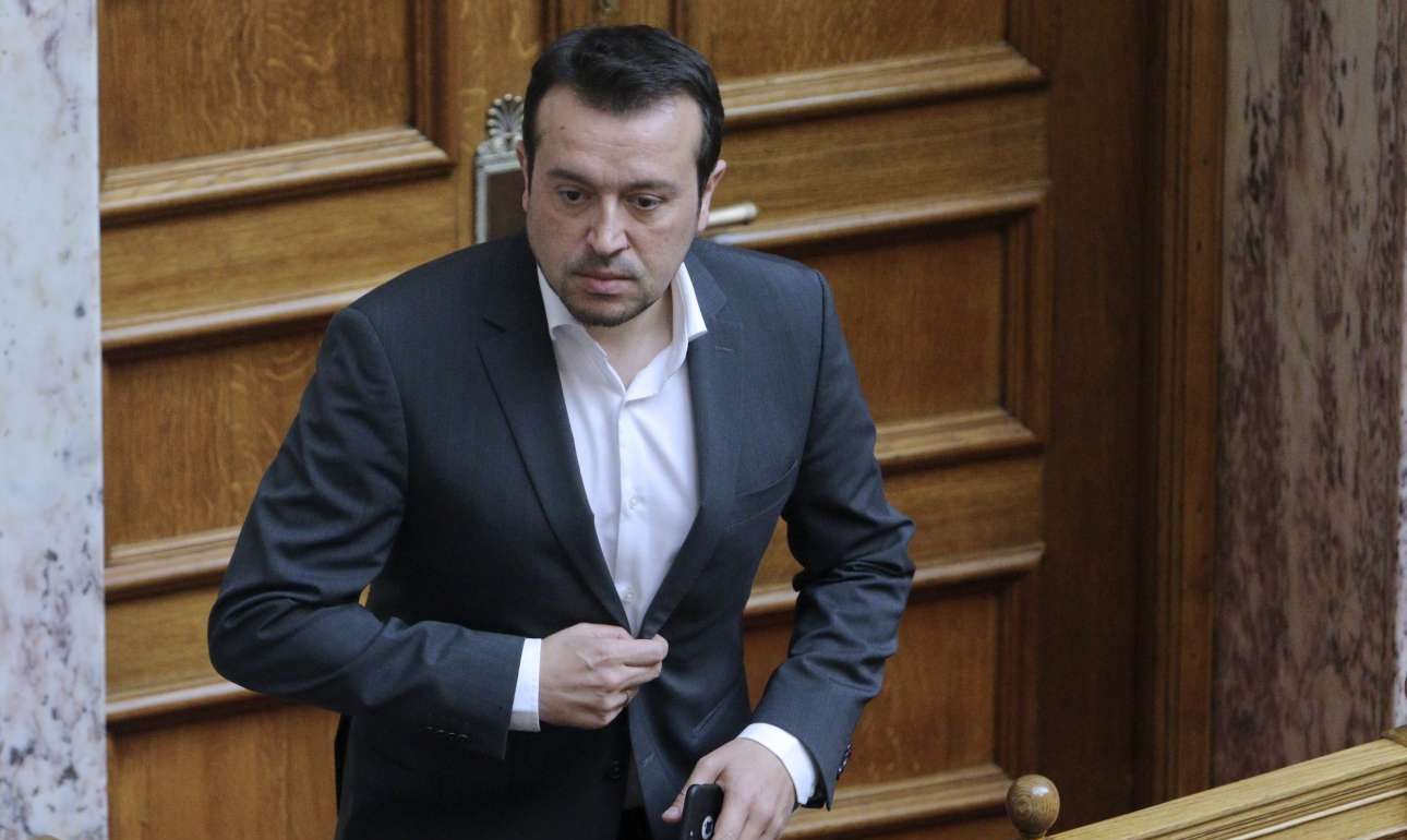 Ο πρώην σερβιτόρος και νυν εύπορος στενός συνεργάτης του Παππά