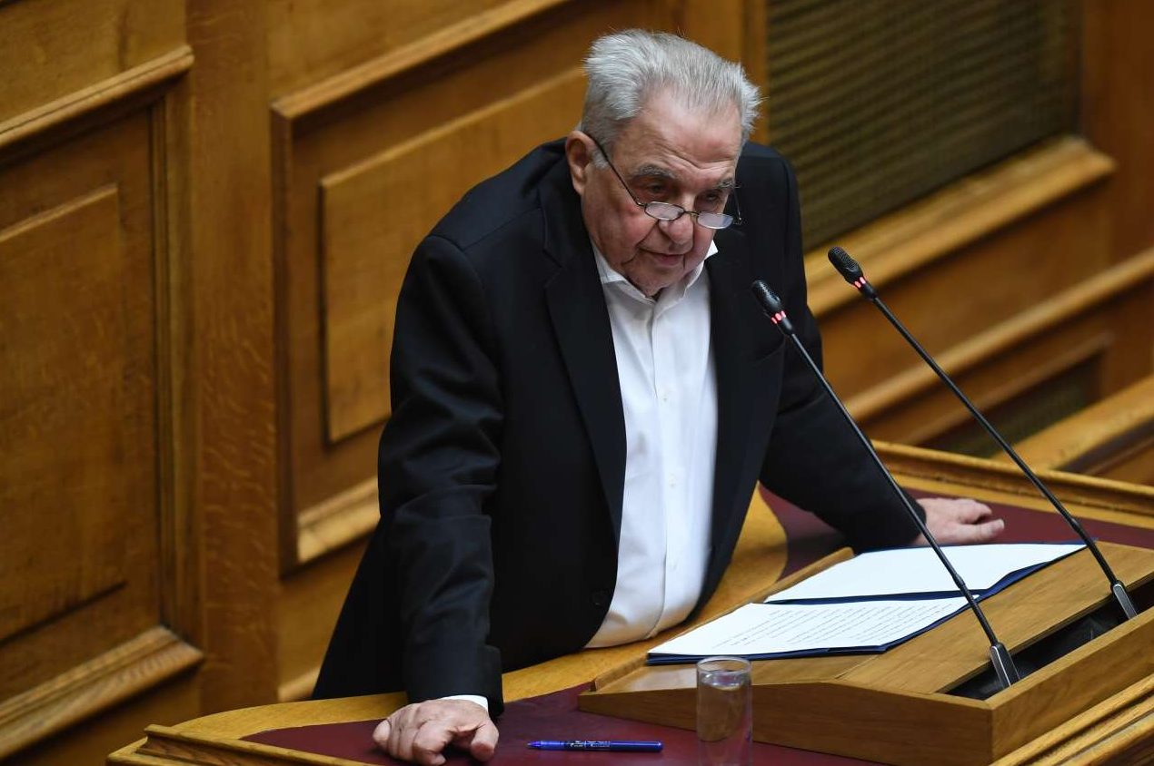 Φλαμπουράρης: Και μένα μου καίνε το σπίτι αλλά δεν το ‘κανα θέμα