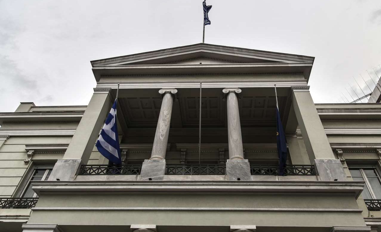 ΥΠΕΞ: Εχασε όλα τα emails από το 2005 και μετά επειδή τσιγκουνεύτηκε 15.000 ευρώ