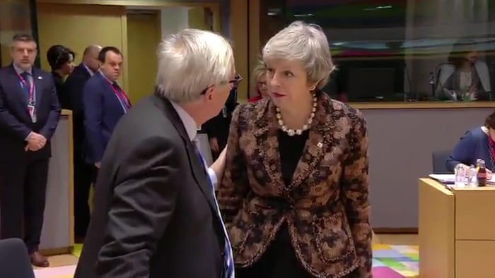 Η Τερέζα Μέι τα έψαλε στον Ζαν-Κλοντ Γιούνκερ