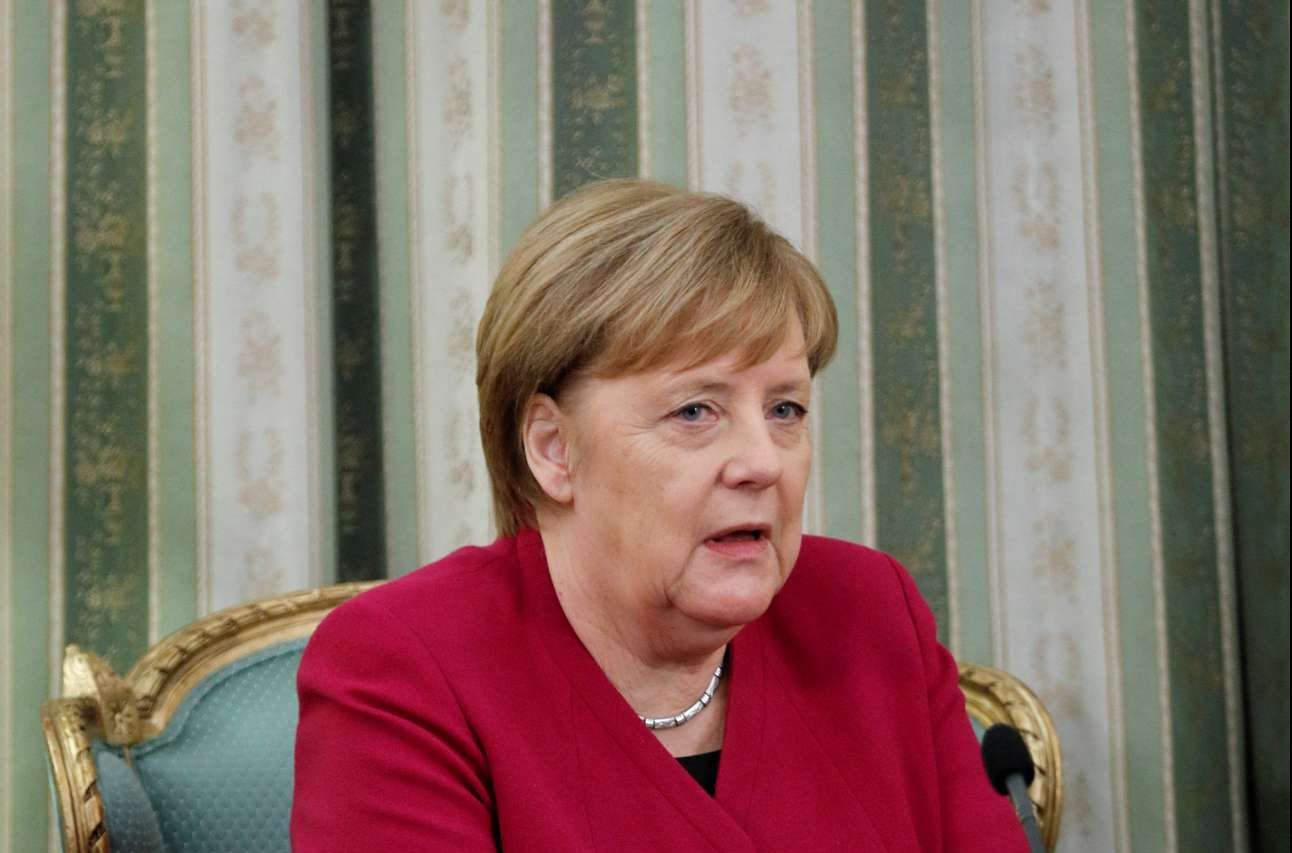 Ποιοι έλληνες επιχειρηματίες προσκλήθηκαν στο πριβέ γεύμα με τη Μέρκελ – και γιατί