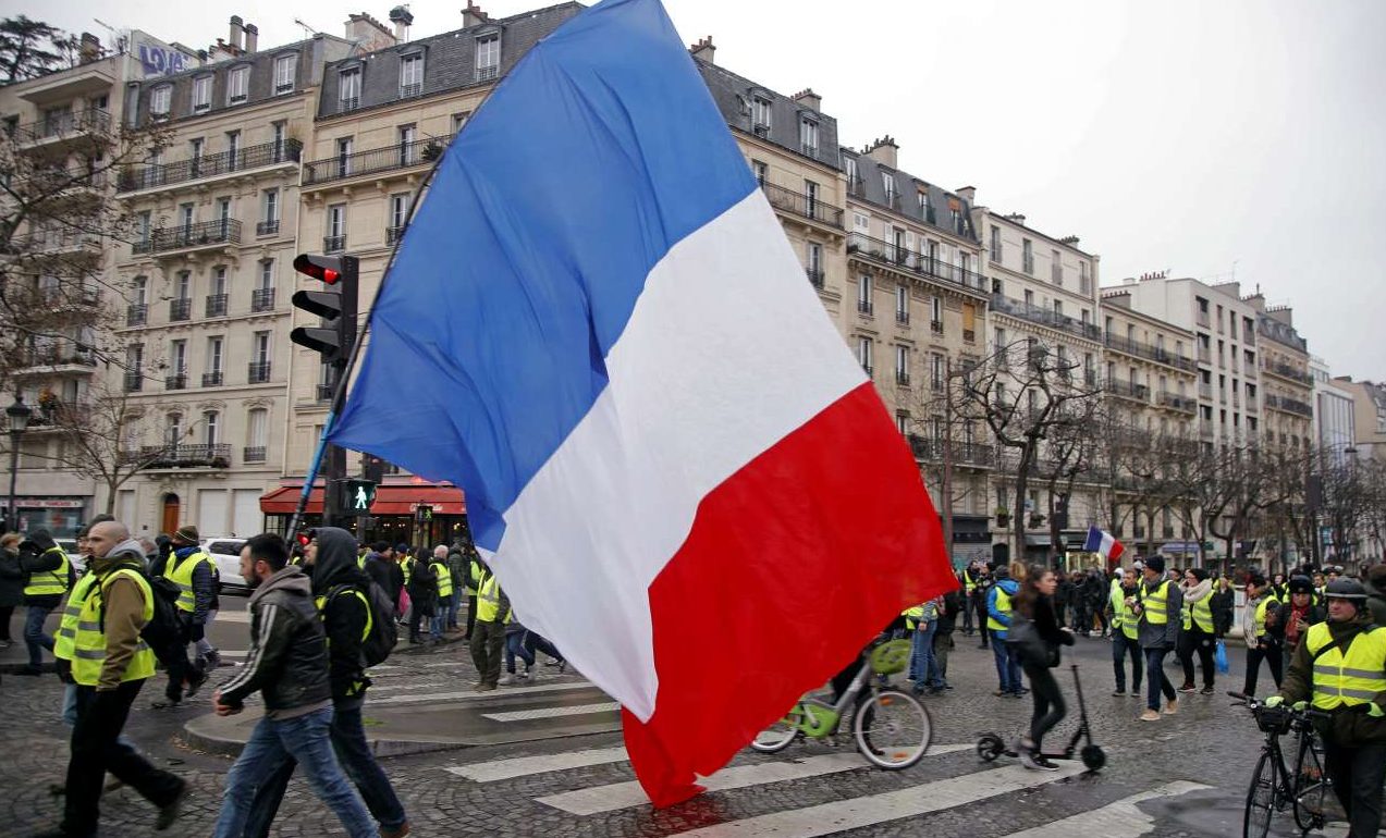 Στις ευρωεκλογές κατεβαίνουν τα Κίτρινα Γιλέκα