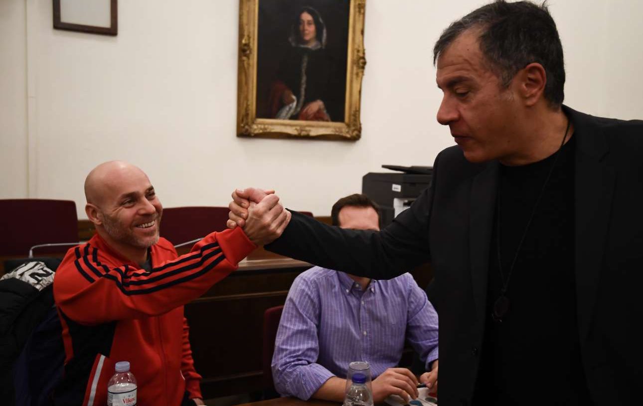 Αμυράς: «Οποιος ψηφίσει τις Πρέσπες, ψηφίζει την κυβέρνηση» – και μία απάντηση για το «νυφούλα» του Καμμένου