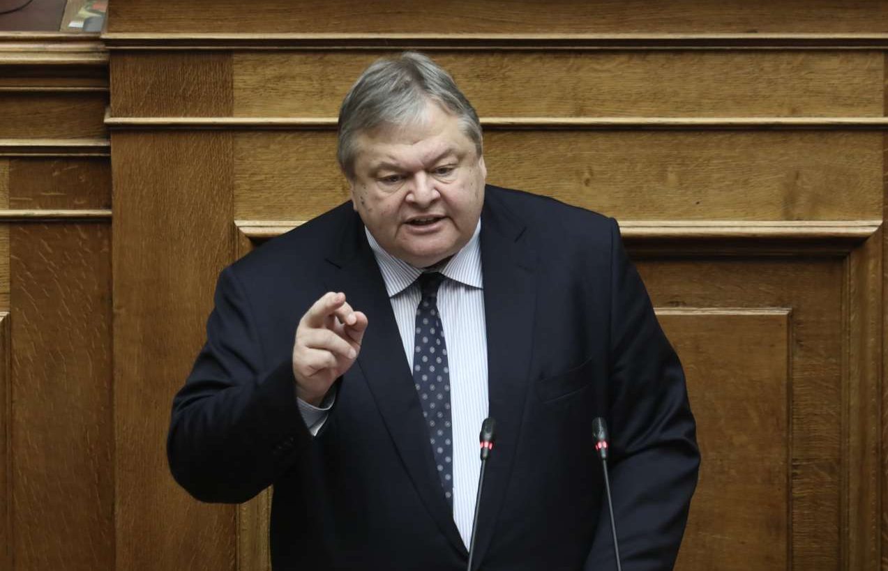 Βενιζέλος προς κεντροαριστερούς «προθύμους»: Ο Τσίπρας θα σας μεταχειριστεί όπως τον Καμμένο