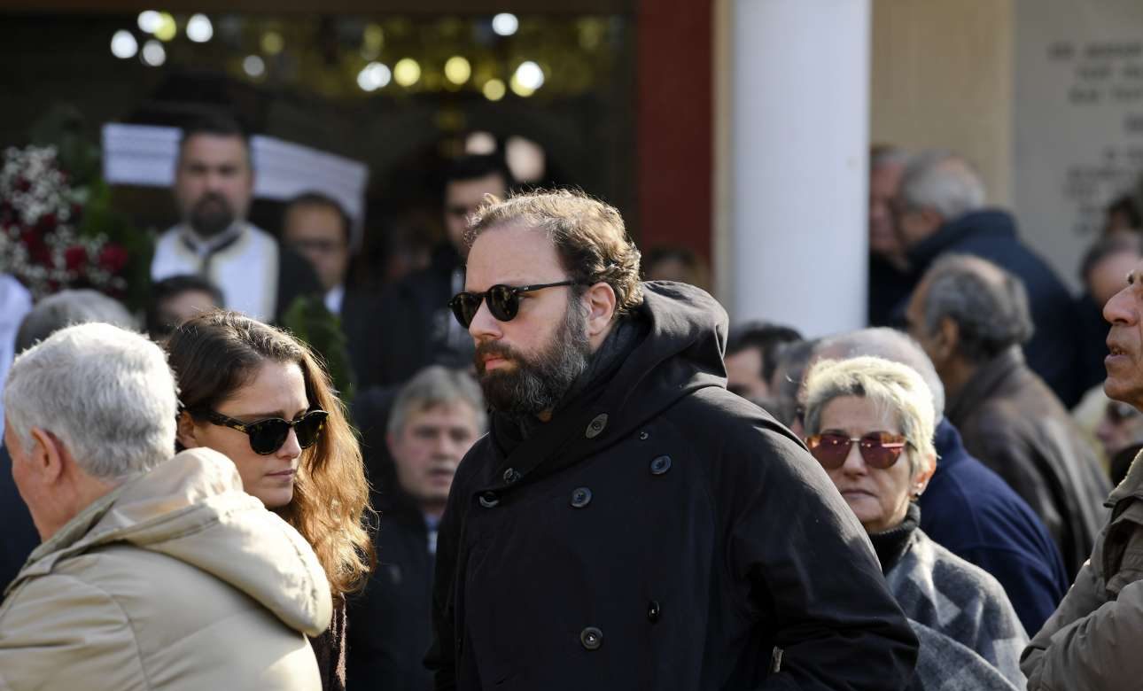 Ο Γιώργος Λάνθιμος και ο κόσμος του μπάσκετ αποχαιρέτησαν τον Αντώνη Λάνθιμο