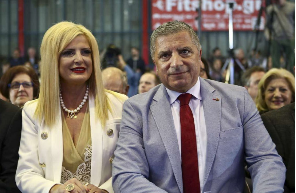 Χάσαμε τη Μαρίνα (Πατούλη), στοπ