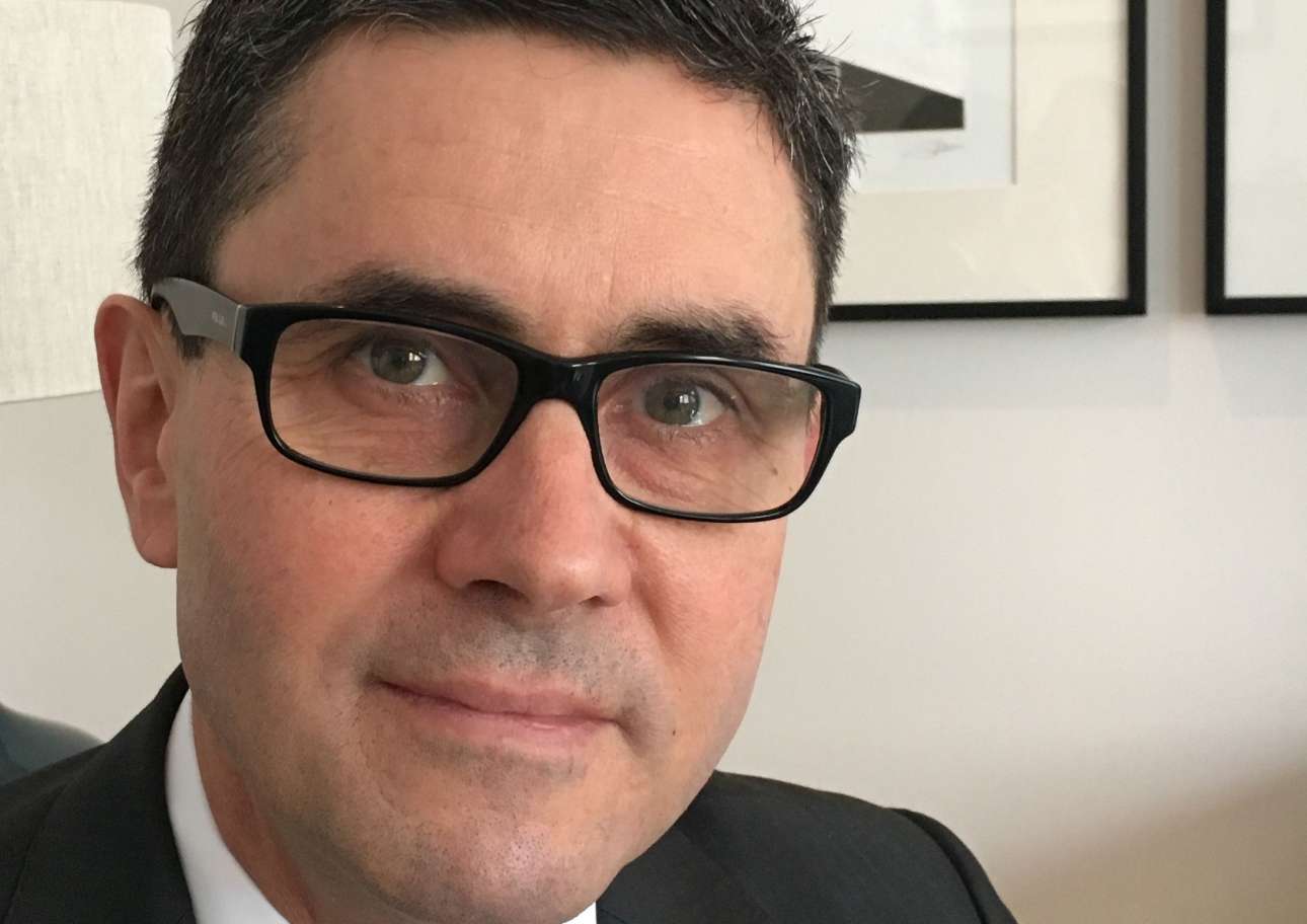 Νέος CEO της HSBC Ελλάδας ο Πίτερ Γέιτς