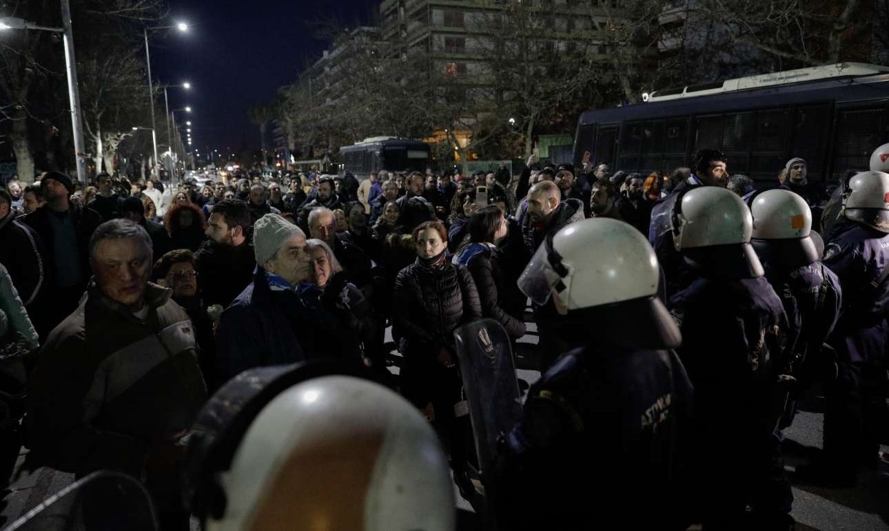 Θεσσαλονίκη: Διαδηλωτές αποδοκίμασαν τον Προκόπη Παυλόπουλο