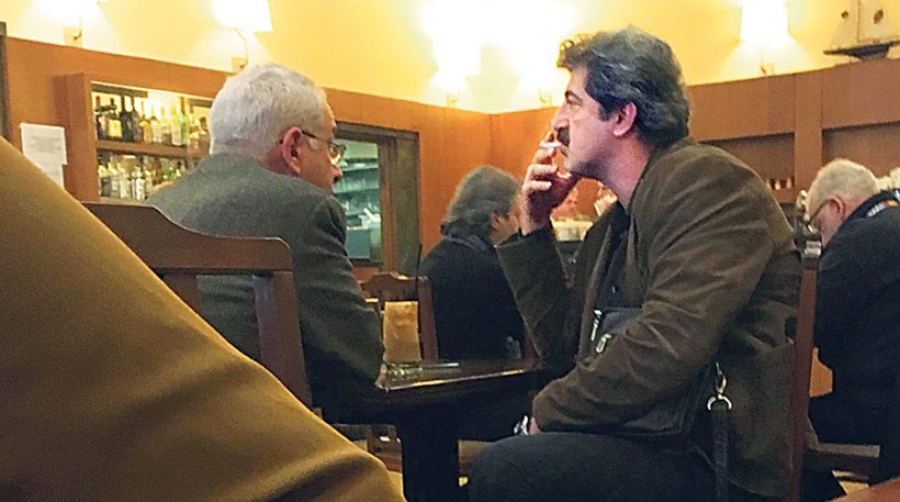 Πολάκης στη Βουλή: Εχω προσπαθήσει να κόψω το τσιγάρο τρεις φορές